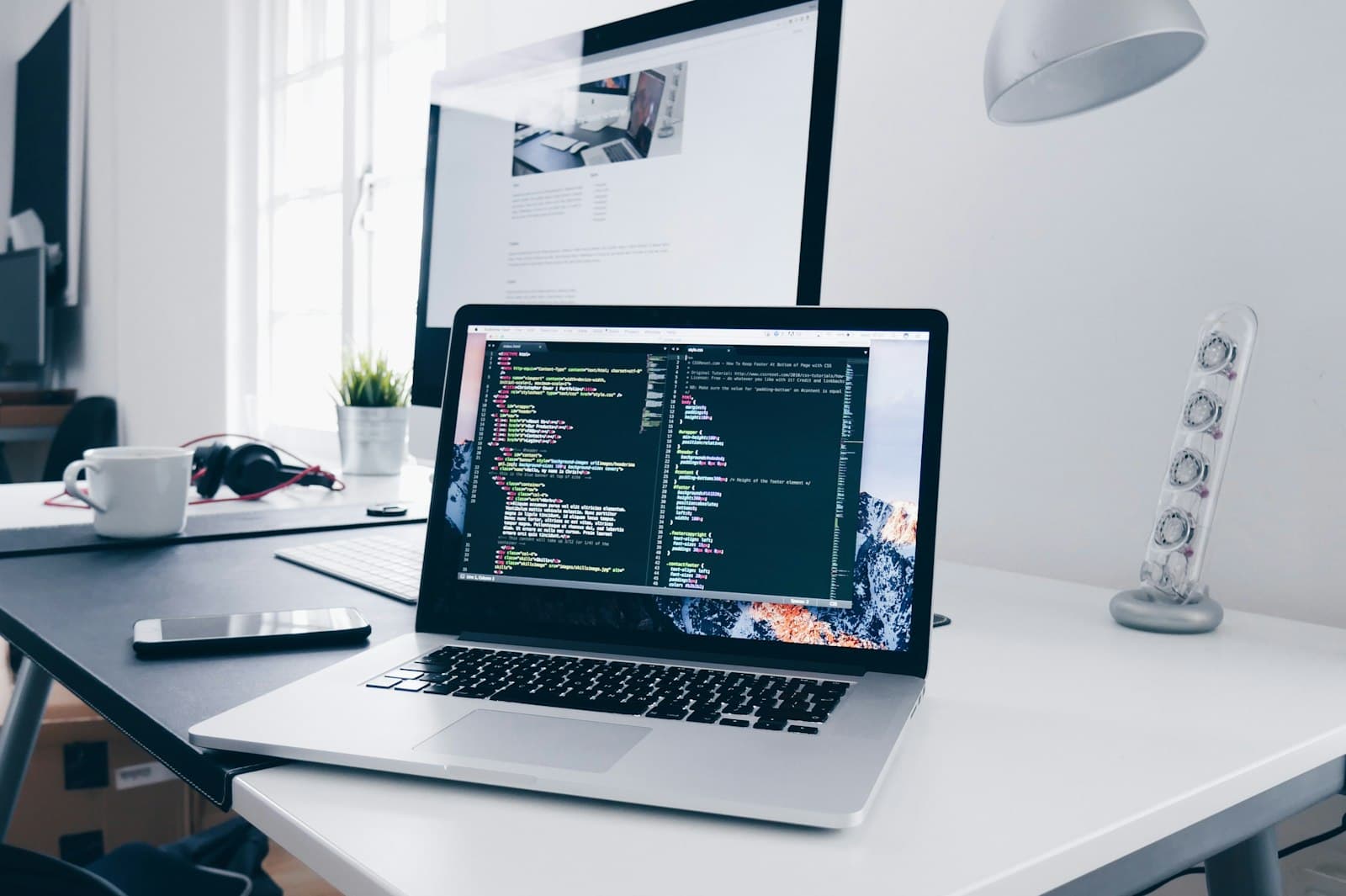 Enterprise Cloud Migration — Monolith to Cloud-Native Platform